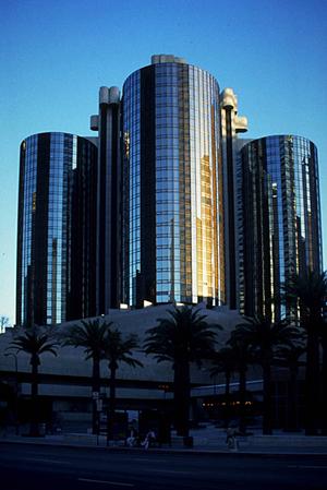 海外不動産投資会社に留まらない豊富なサービス